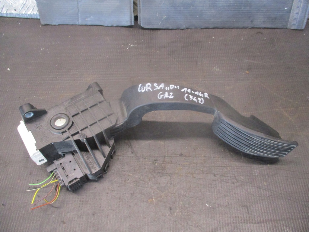 фото №5, Педаль газу opel corsa d 11-14r 1.4b 16v 13305804