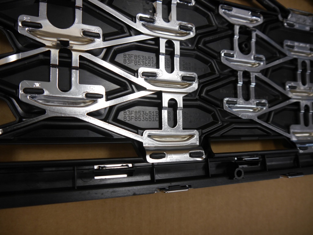 фото №3, Audi q3 решітка радіатора решітка радіатора 83f853651 s-line