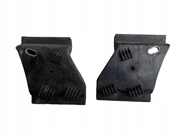 фото №1, Audi a8 d2 напрямна бампера лівий правий задня