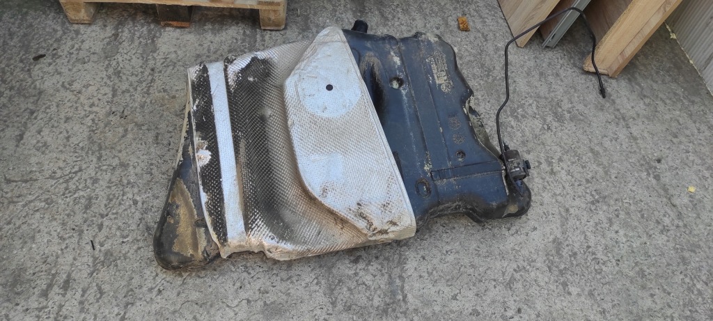 Бак топливной  bak 131016685 opel vecta c 2.0t 02-08 с Разборки