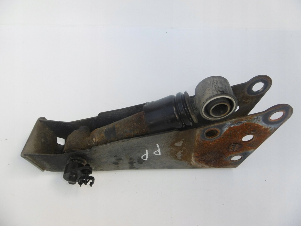 фото №1, Кронштейн кронштейн кабины правая амортизатор volvo fh