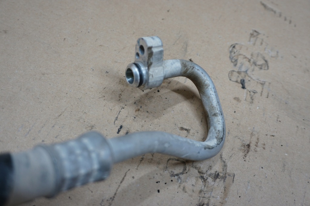 фото №5, Land cruiser 120 пабтрубок  шланг кондиционера 3,0 d4d eu