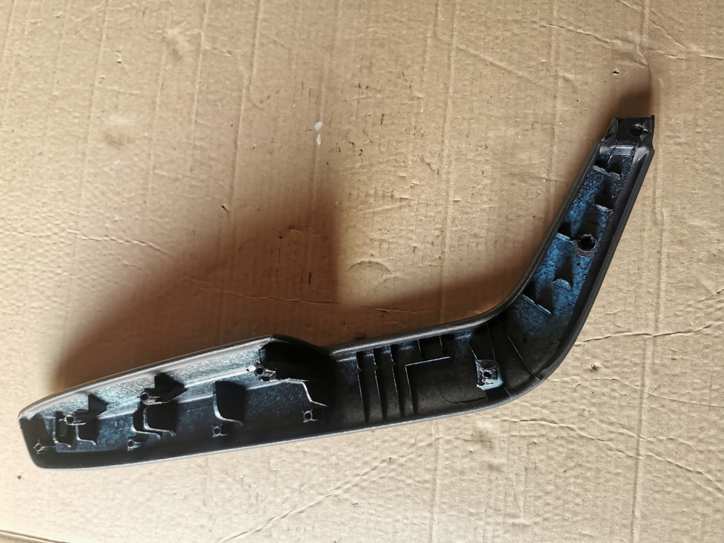 фото №4, Підлокітник правий перед audi a3 8p lift sportback