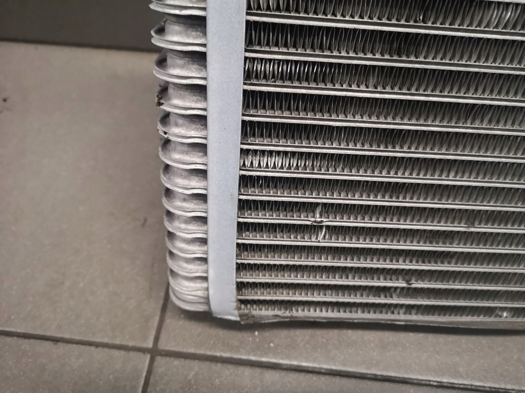 фото №9, Радиатор обдув кондиционера touareg 7l0820102a