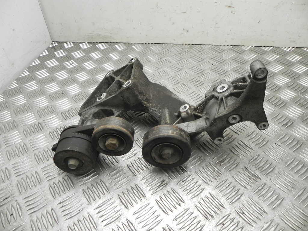 фото №1, Скоба kia sorento ii 2011 002233