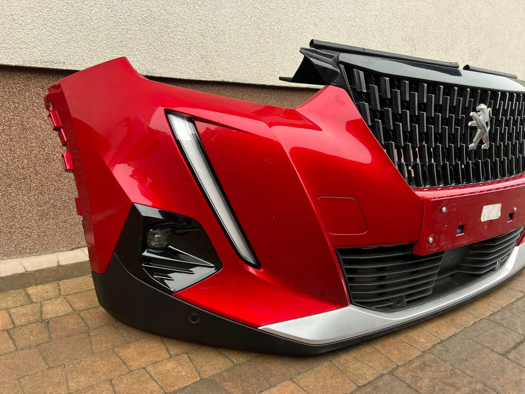 Peugeot 2008 2 бампер перед 6 с pdc на фонари full светодиоды evh бордовые 2019- Киев