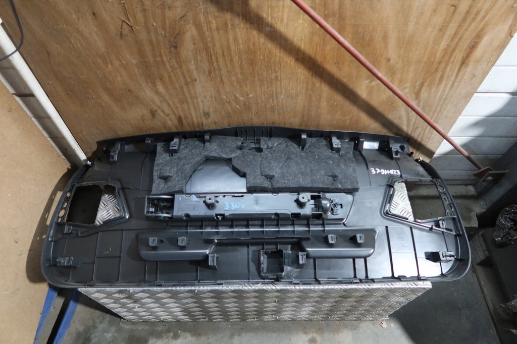 фото №8, Оббивка кришки задня audi q3 83a867979