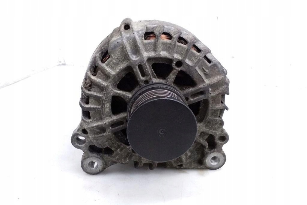 Генератор vw passat b8 3g2 03l903023l 1.97l дизель 110kw 2016 Недорого