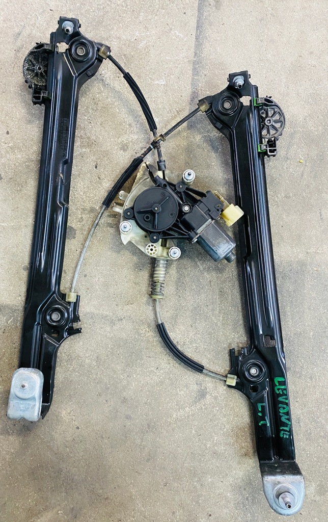 фото №1, Maserati levante подъемник стекло 670104206 левый задняя