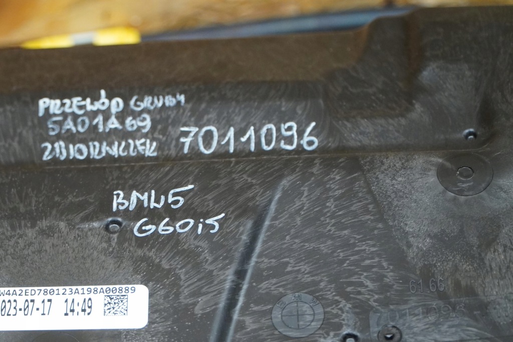 фото №7, Бачок омивача 7011096 помпа bmw 5 g60 12tyśkm оригінал 23-