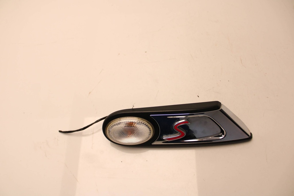 фото №1, Поворотник крила правий mini cooper r56 2751970