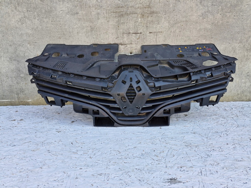 фото №2, Renault clio iv решётка радиатора решётка радиатора бампера 622541119r