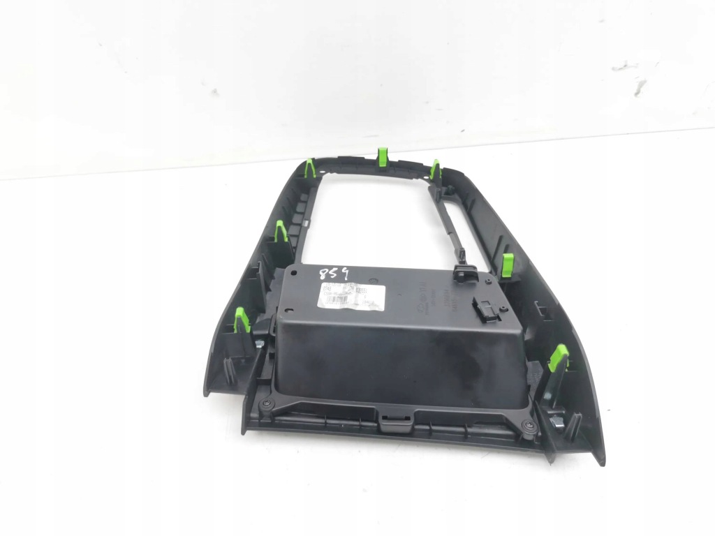 фото №5, Kia ceed 2019 рамка рычаг переключения передач  84615j7900