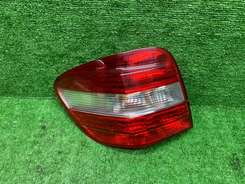 фото №1, Mercedes ml w164 лампа ліва задня задня europa