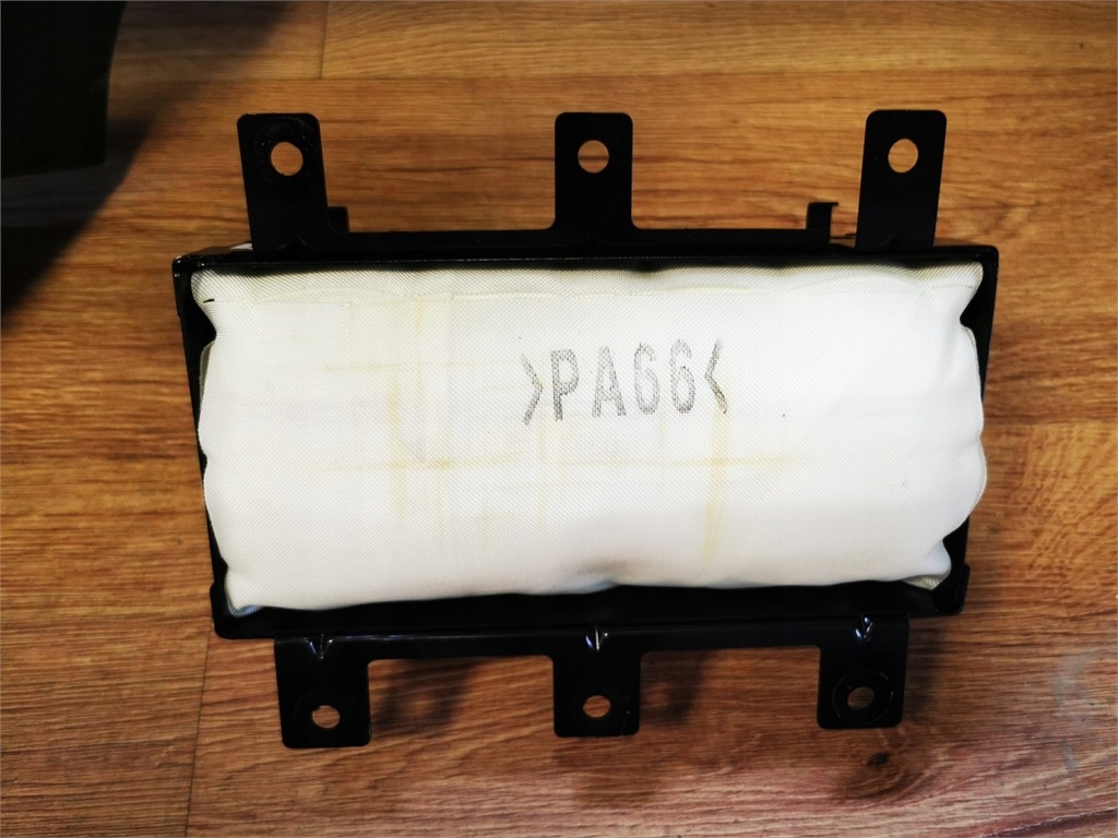 фото №9, Hyundai i30 07-10 приборная панель консоль подушки безопасности натяжители