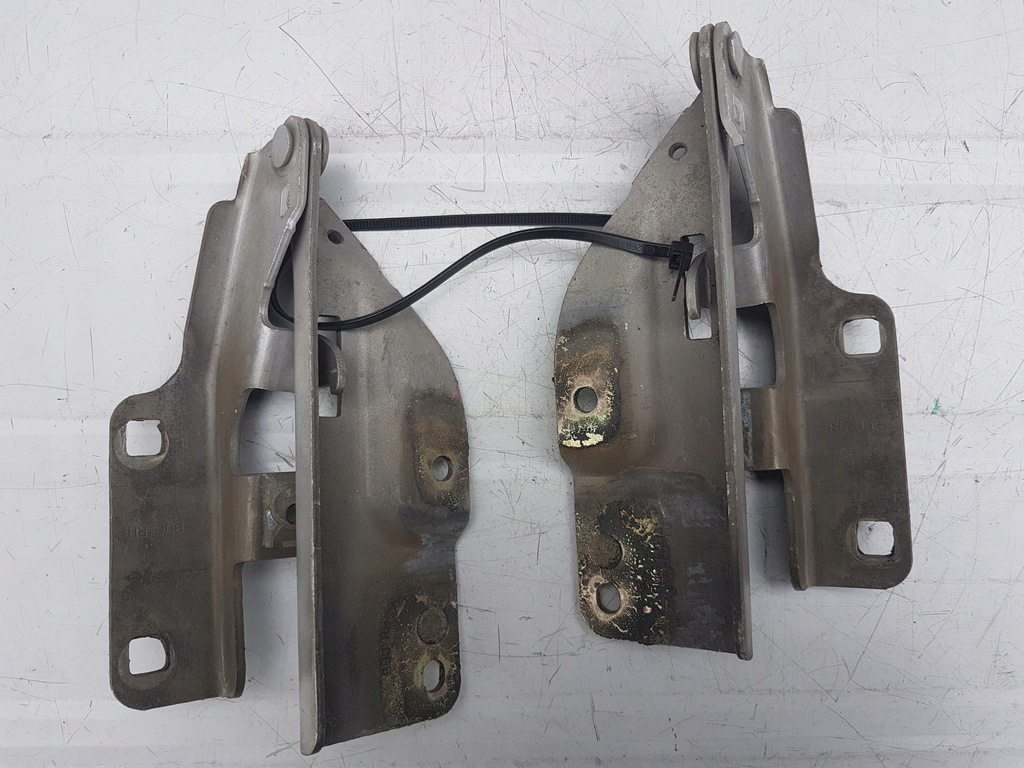 фото №4, Петля капот левый правый - nissan almera tino