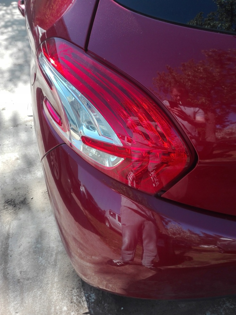 фото №1, Лампа задняя задняя левая peugeot 208