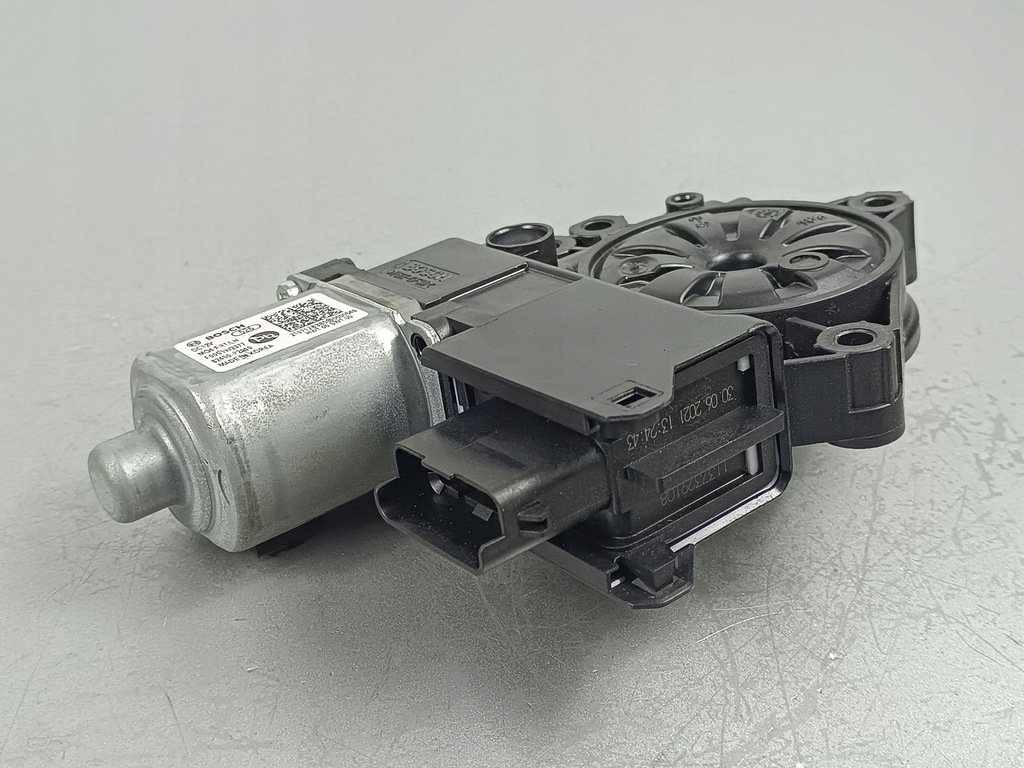 фото №5, 2022 kia sorento iv моторчик стекло дверь передних 82450p2010