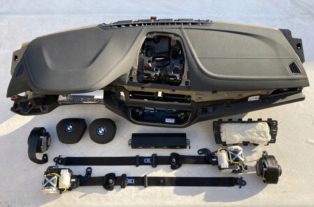 фото №1, Bmw 6 g32 приборная панель приборная панель консоль подушки безопасности ремни