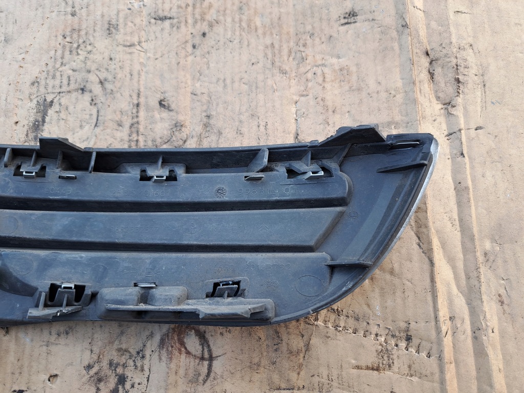 фото №6, Решётка хром бампера передний правая citroen c3 picasso перед 9682332377