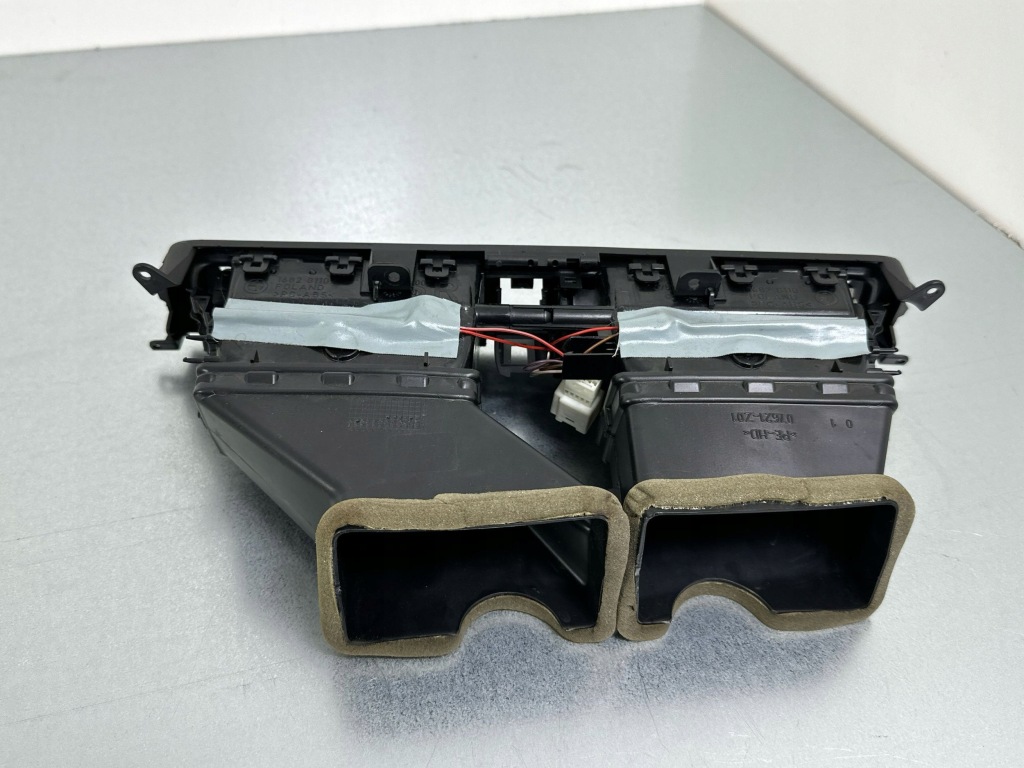 Решітка обдув панелі приладової панелі bmw 5 f10 f11 64229209136 Зі Шроту