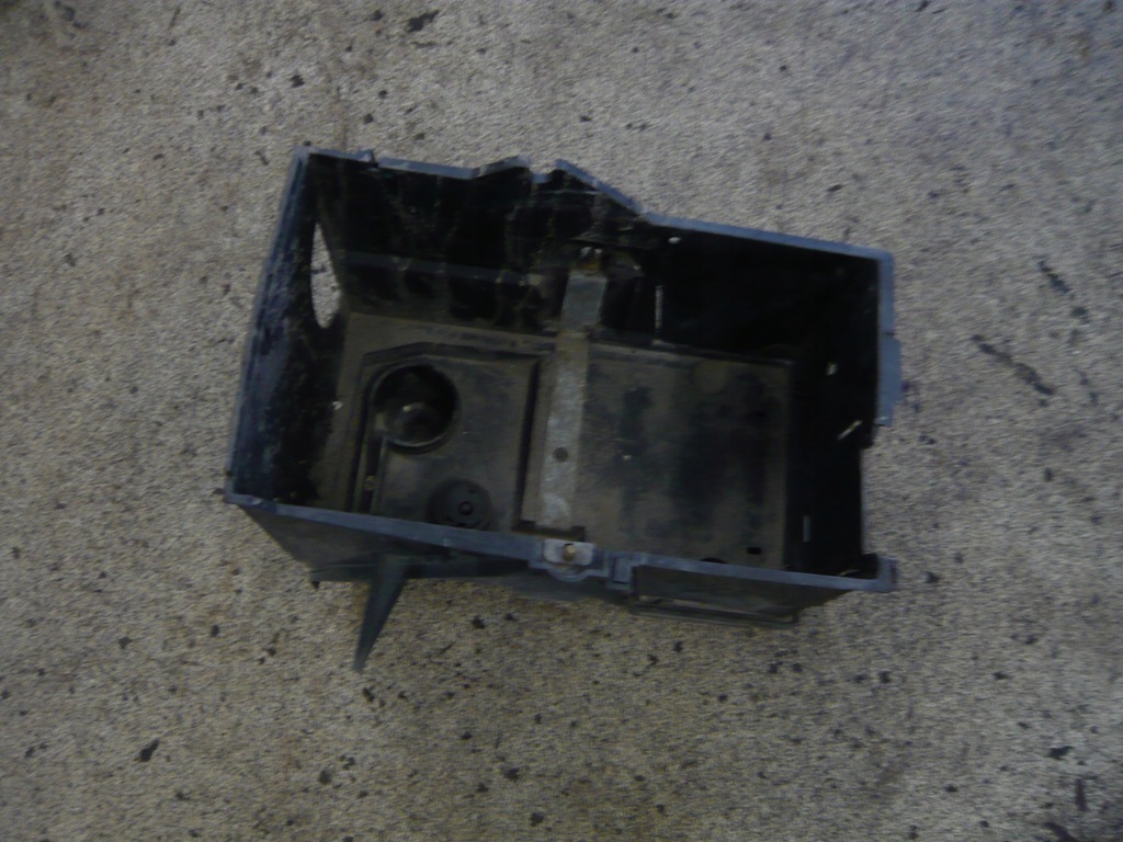 фото №1, Основа корпус акумулятор volvo v50