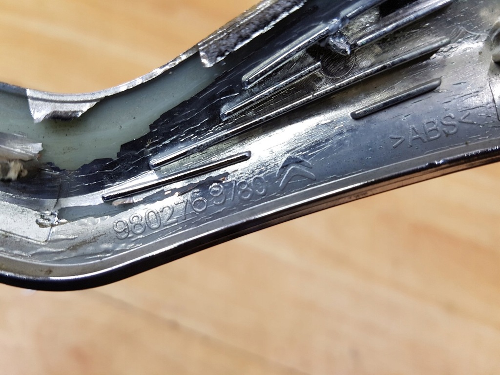 фото №3, Молдинг хром перед решётка радиатора эмблема citroen c5 iii