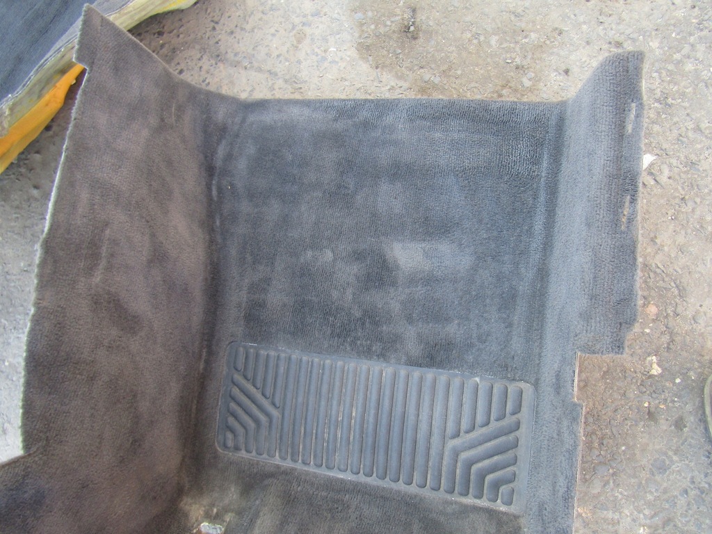 фото №7, 1 mercedes w210 4matic коврик обивка пол