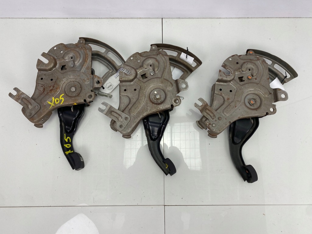 фото №1, Педаль тормоза ручного dodge challenger 15+