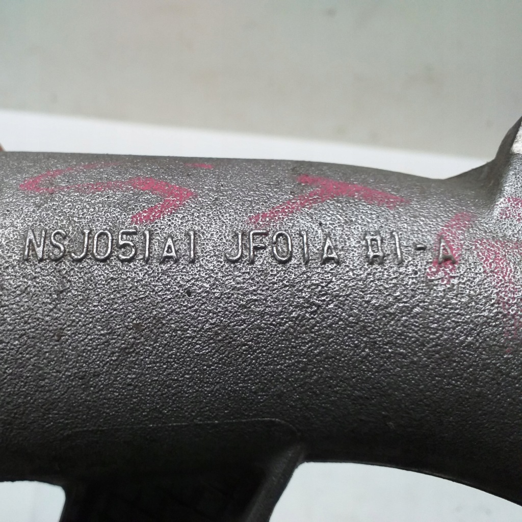 фото №3, Nissan gt-r шланг wąż интеркулер