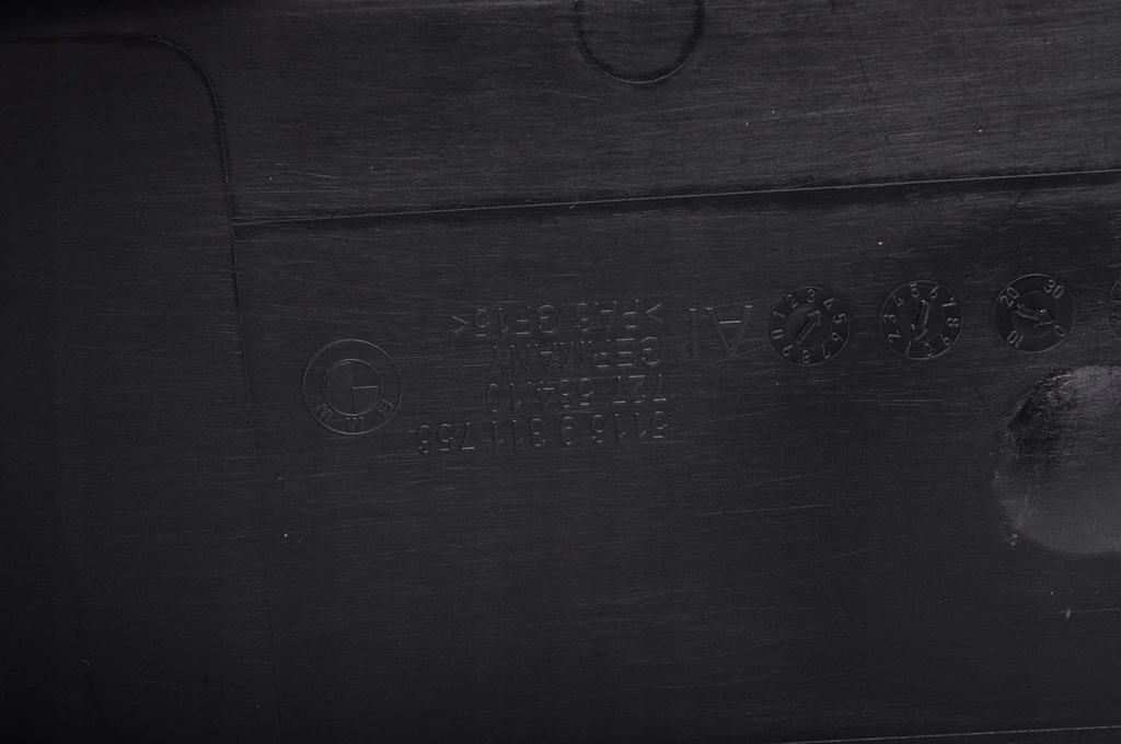 фото №8, Bmw i3 i01 туннель средний подлокотник