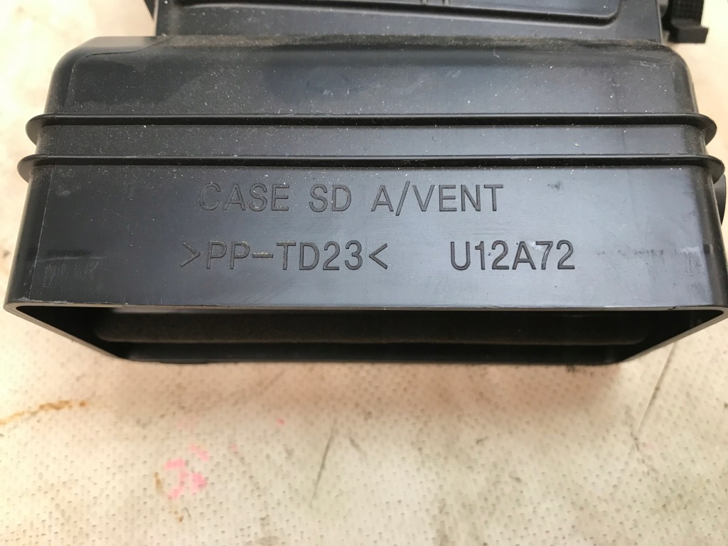 Subaru outback 15-20 решітка обдув права ліва usa Доставка