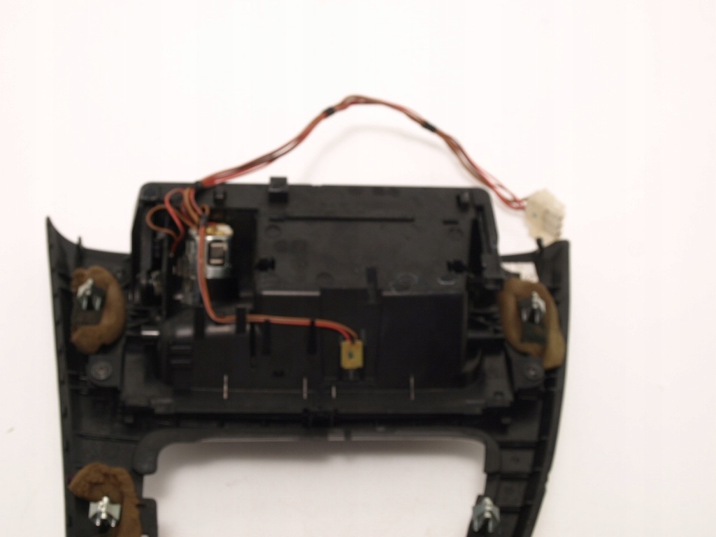 фото №8, Bmw 3 e90, 3 e91 рамка домкрата консолі тунель середнього 8x51167078571