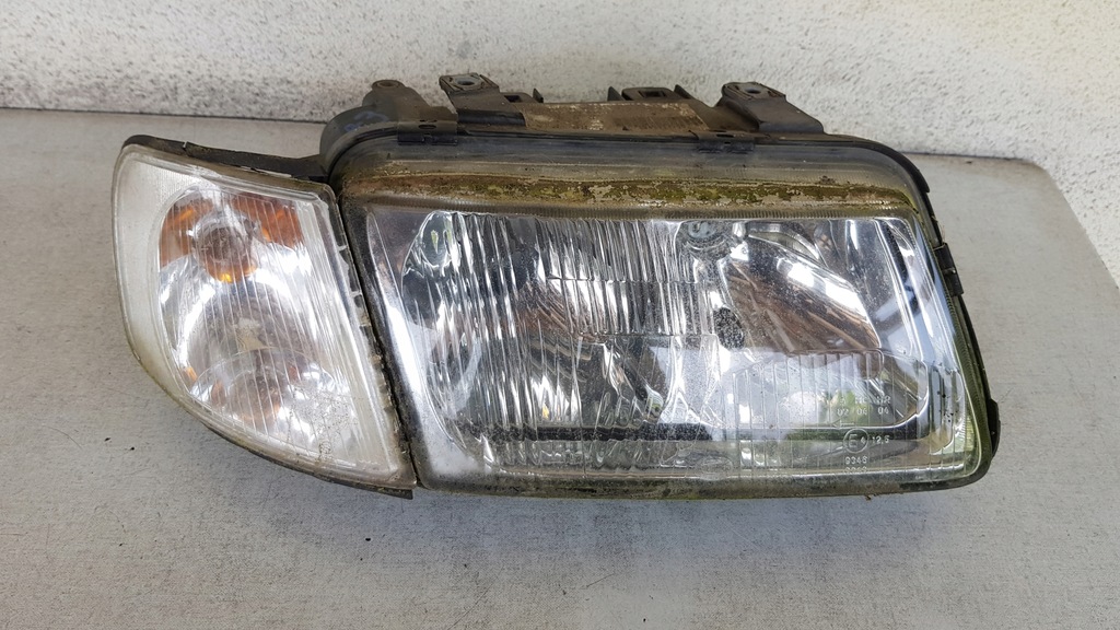 фото №1, Лампа передняя перед правая audi a3 8l