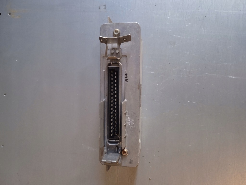 Блок керування бортовий комп'ютер bmw e30 bosch 265 103 004 Доставка