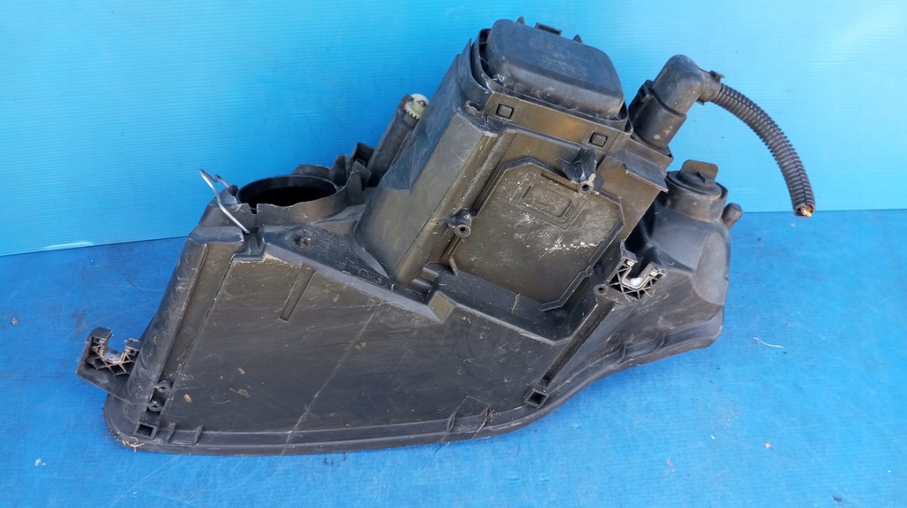 фото №8, Джгут корпус корпус лампи правий перед 8p0941004l audi a3 8p 2003- uk