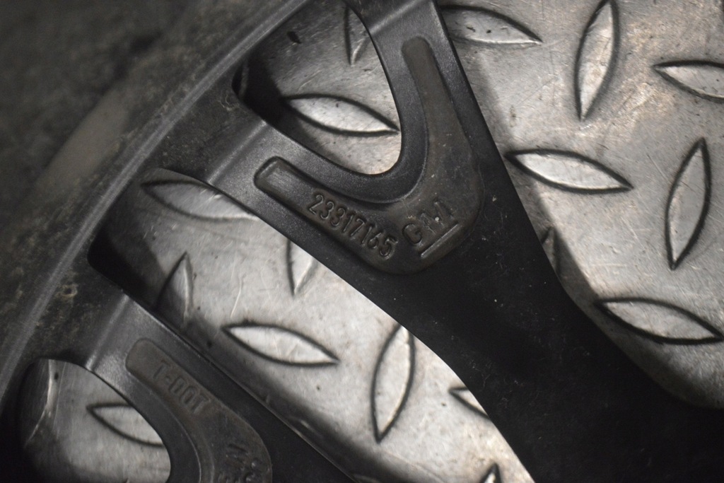 фото №9, Диск алюминиевая chevrolet corvette 19x10j et43 23317165 c7 z06 2016