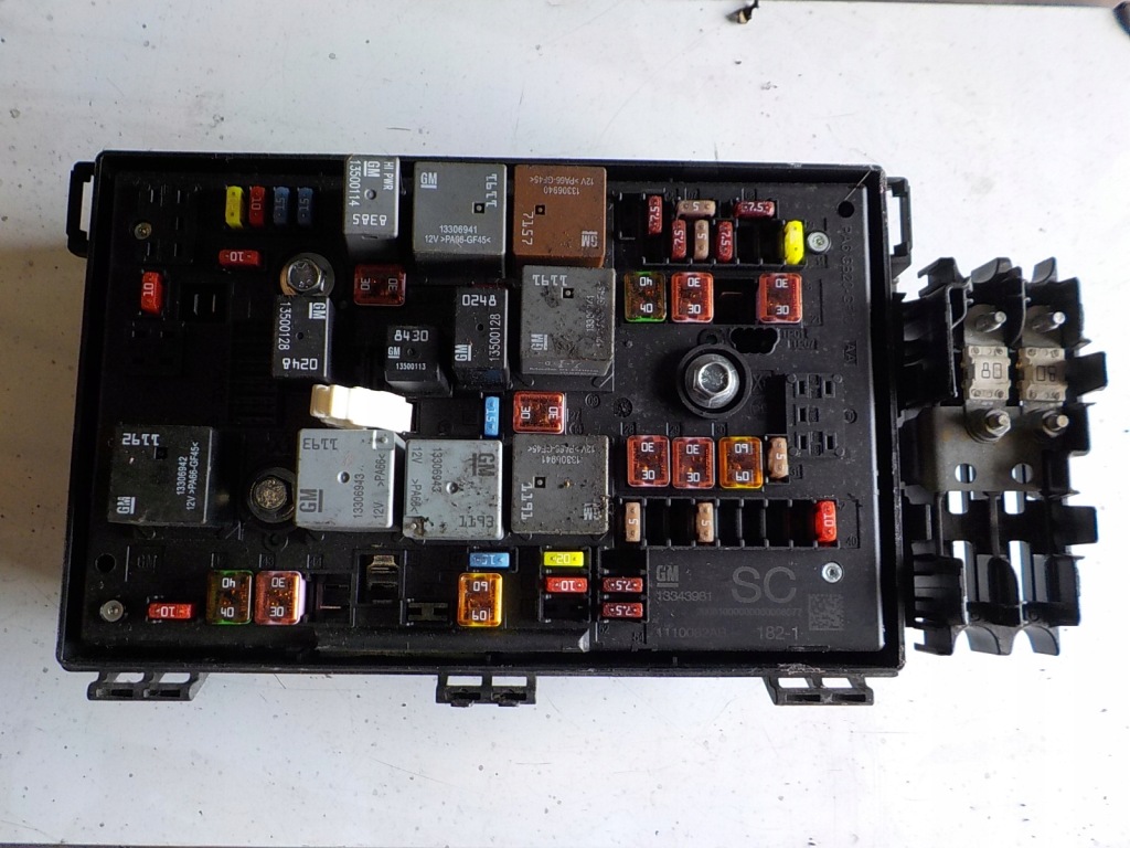 Купити Opel astra j модуль bsi uch 13343981 sc