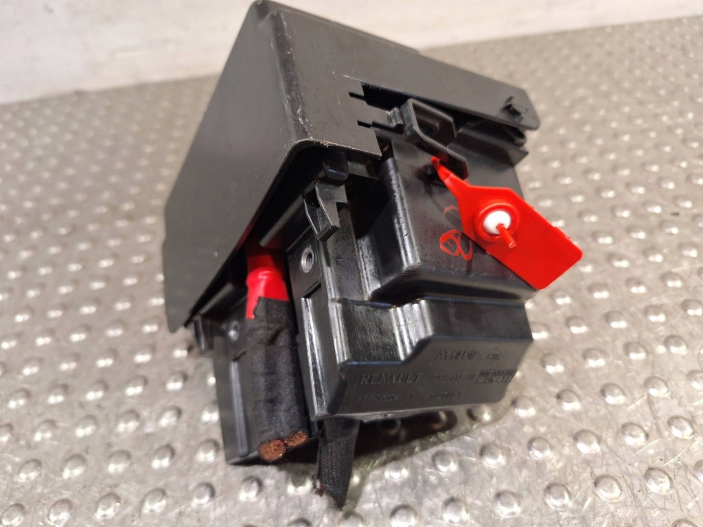 фото №5, Корпус коробка предохранителей 252361535r renault clio v captur ii 19-