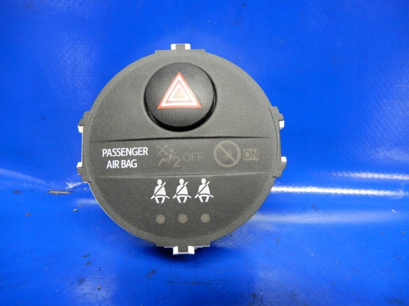 фото №1, Вимикач світла аварійних toyota yaris iii