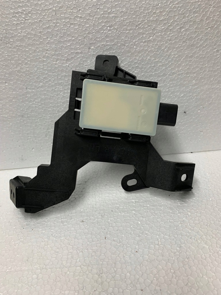 фото №1, Hyundai ioniq 5 левый 99140-gi000 радар датчик