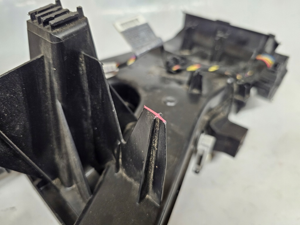 Mercedes gl x166 туннель канал отопителя a1668301600 в Украине