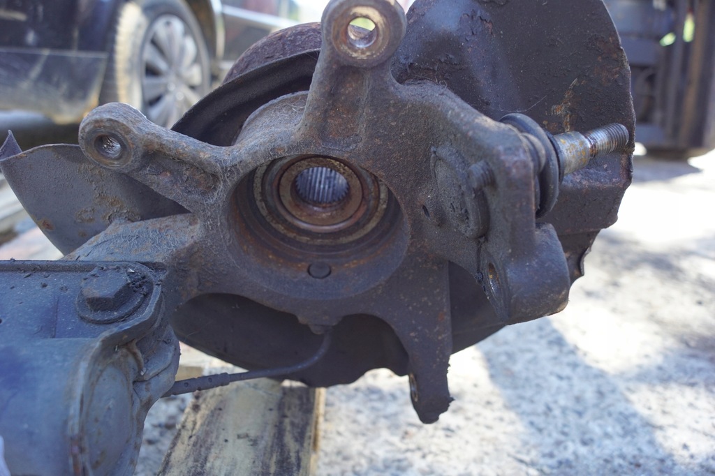 фото №3, Поворотный кулак пневмоподушка правый перед range l322 3.6d