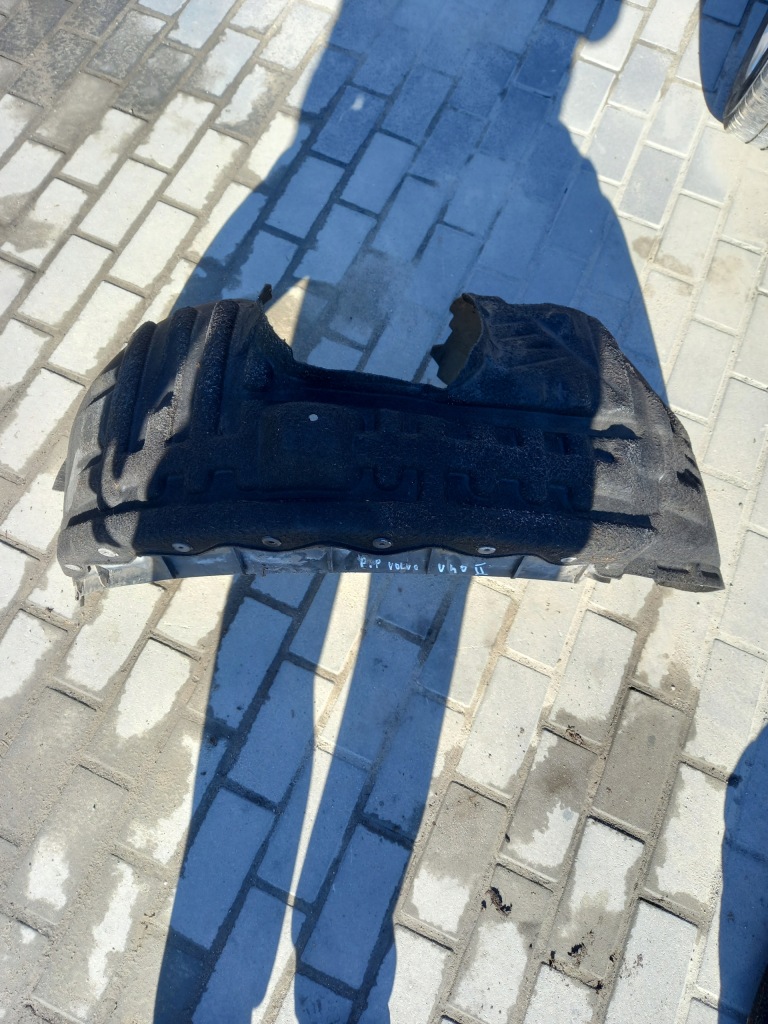 Купить Volvo v40 ii подкрылок правый перед оригинал 31265974