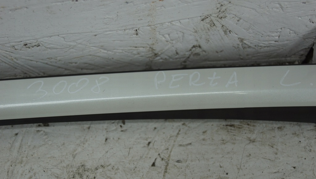 фото №7, Молдинг стекло левая peugeot 3008 i белый перламутр