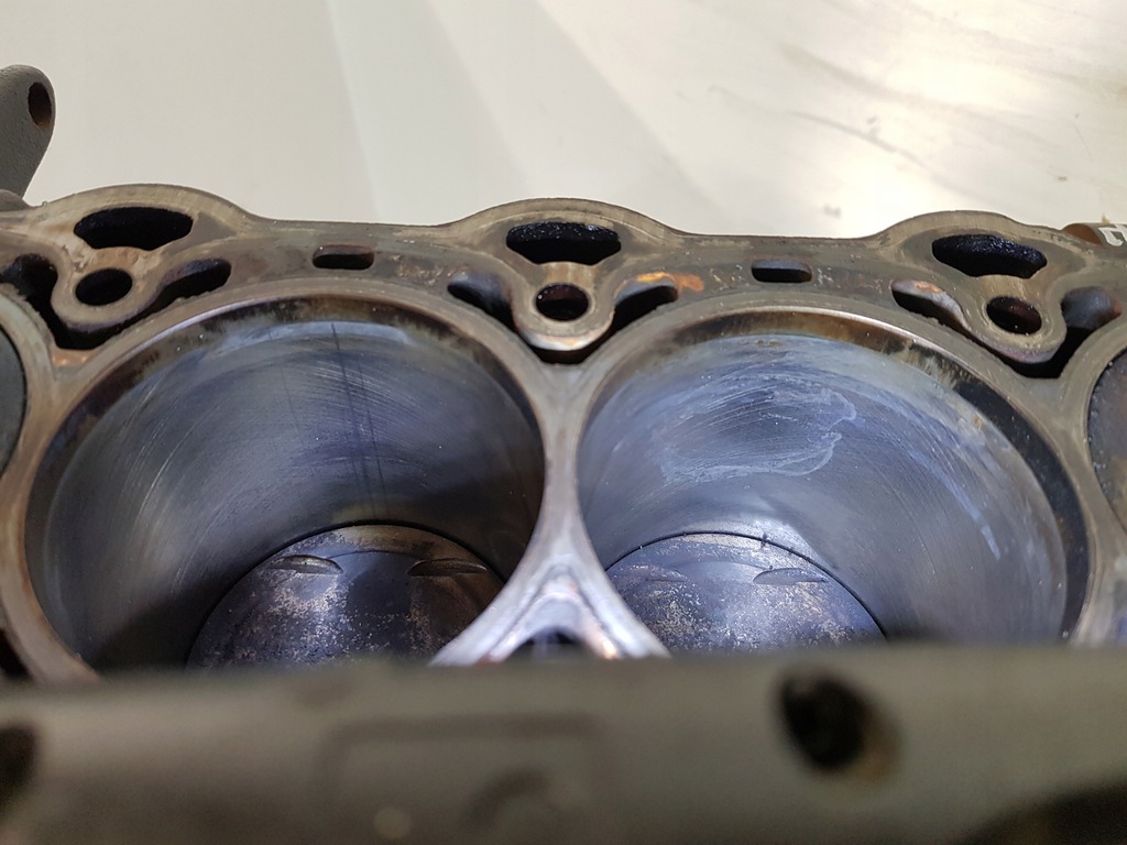 фото №10, Dół двигуна 1.2 16v a12xer opel corsa d adam chevrolet aveo spark