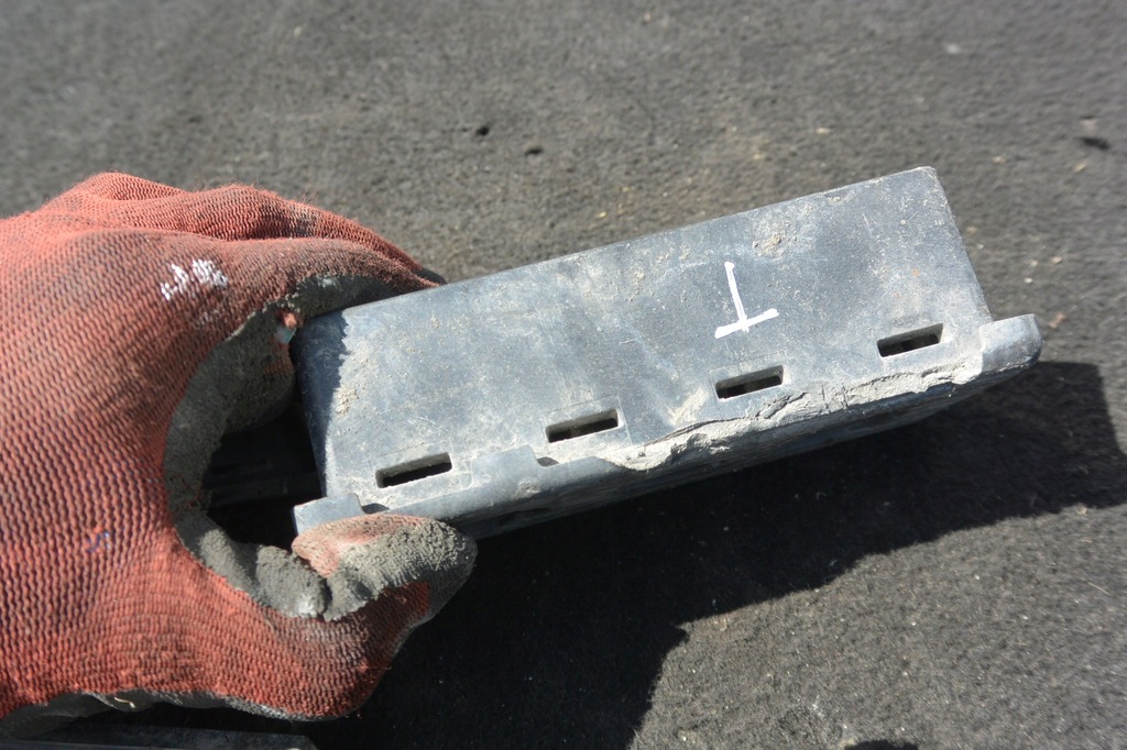 фото №7, Підніжка pod домкрат tesla model s