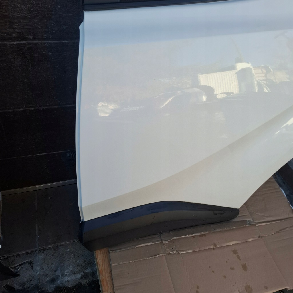 фото №5, Toyota chr ch-r дверь перед левая задняя задние левая 040 w цвет белый