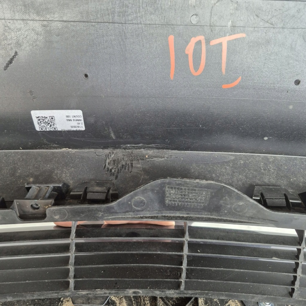 фото №10, Tesla model 3 17-23 бампер перед передний pdc