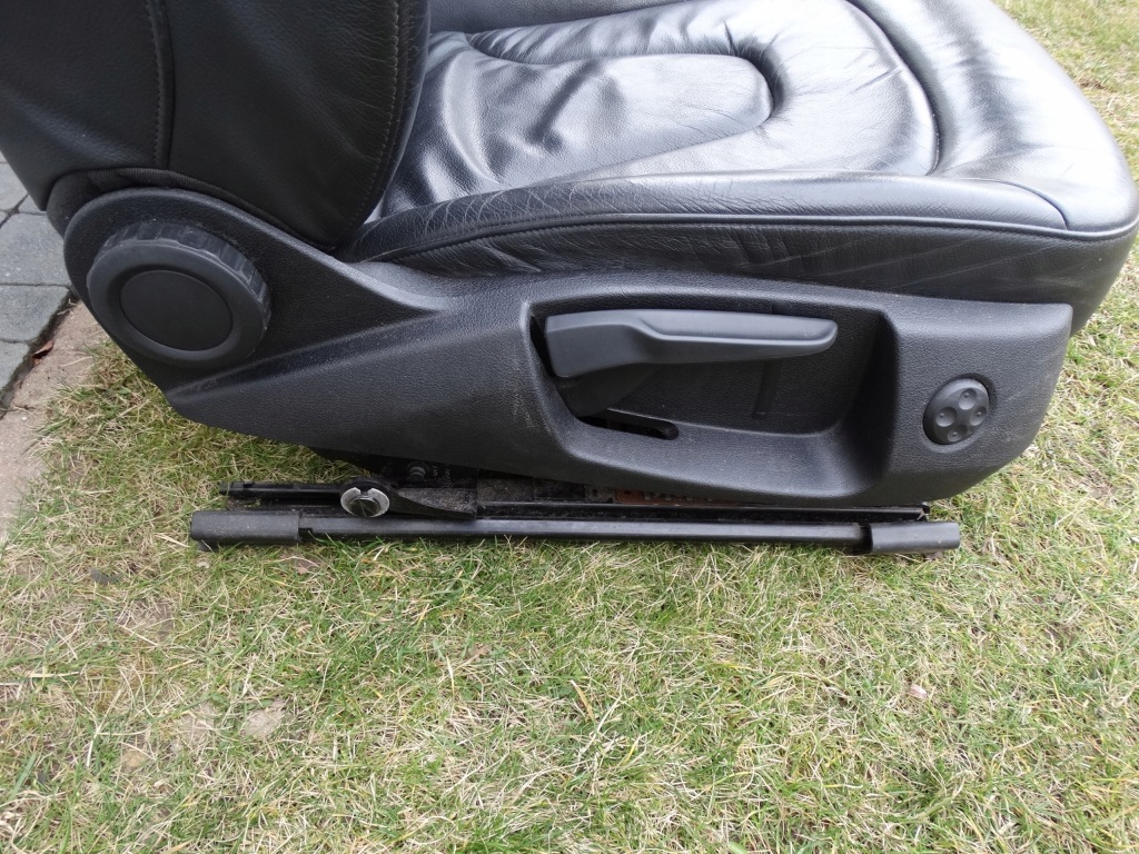 фото №9, Audi a4 b8 sedan 08-15 сиденья заднее сиденье czarna кожа подогрев подлокотник